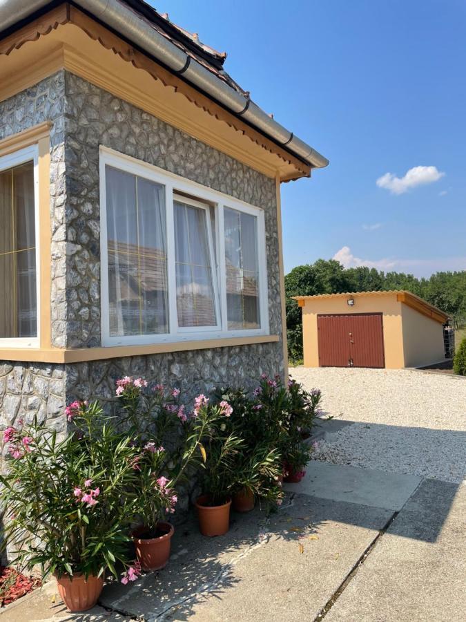 Toerpi Apartman Halmaj Luaran gambar